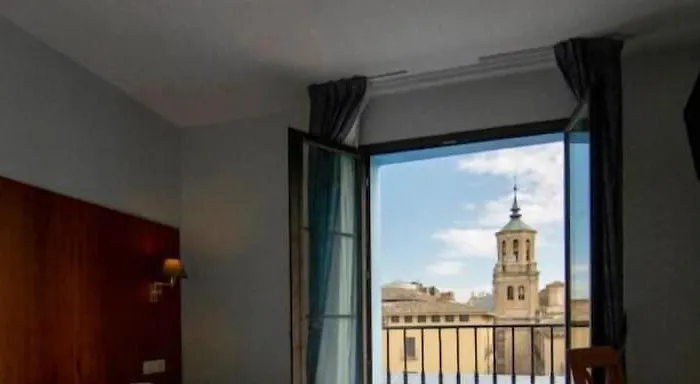 西斯帕尼亚酒店 2*