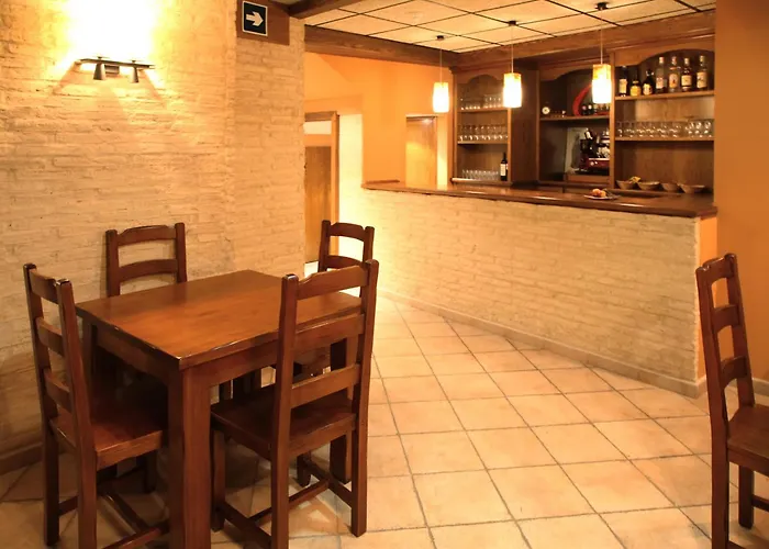 西斯帕尼亚酒店 2* 萨拉戈萨